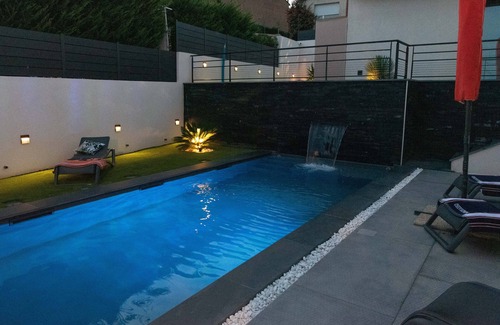 Bandol Villa | ARCHITECT VILLA Classified 5 *, 200 m², SEA 800m, Swimming pool, Sauna & Jacuzzi