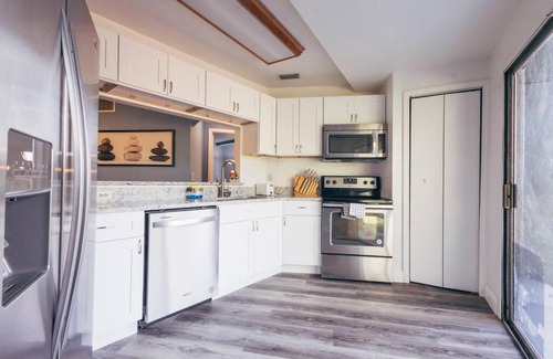 Haines City Casa | Architectural Gem - Modern Dome Home in Haines City