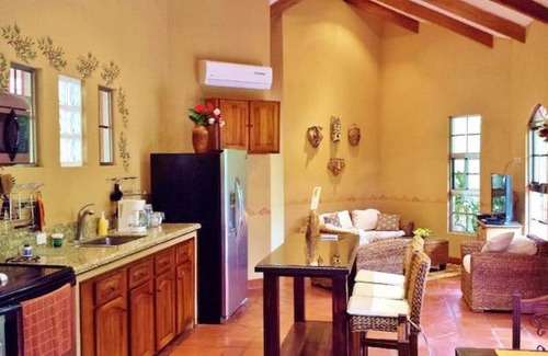 Coyolar Complejo | Architectural home, Pool and High Speed Internet
