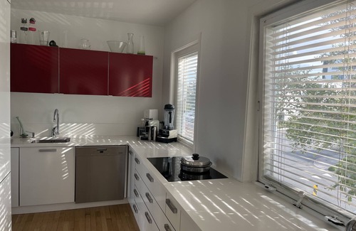 Vesturbær Casa | Architectural Villa with ocean view