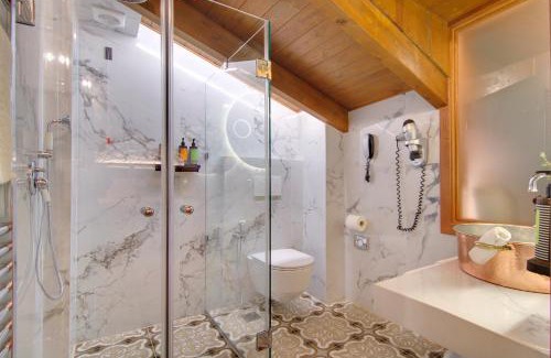 Ioannina Town Centre Hotel | ARCHONTARIKI Historic Boutique Hotel