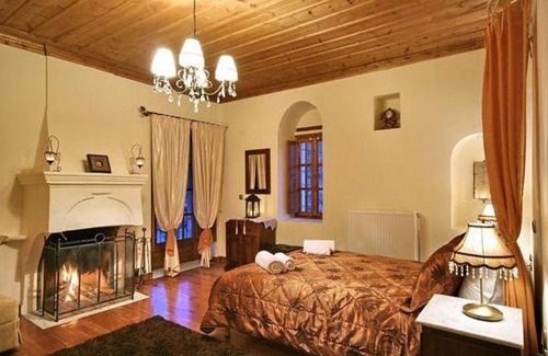 Trikolonoi Casa | Archontiko tis Zois