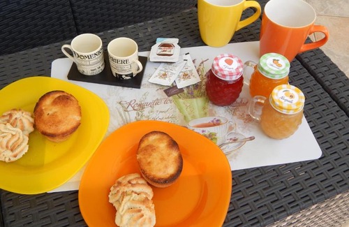 Novoli Cama Y Desayuno | Arcobaleno