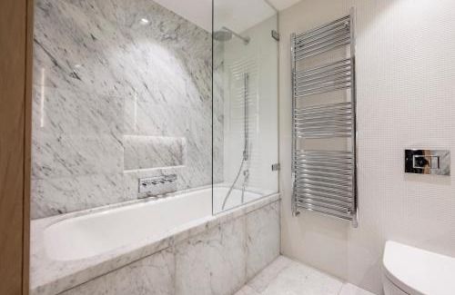 Riverside Apartamento | ARCORE Premium Apartments London Bridge
