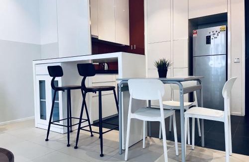 Mont Kiara Apartamento | Arcoris SOHO by Cj