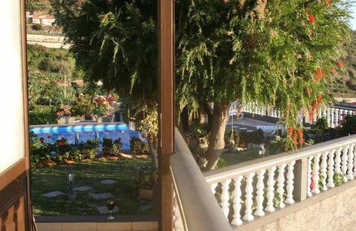 Arco da Calheta Apartamento | Arcos Grand Suites with pool
