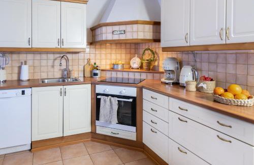 Napapiiri Casa | Arctic Circle Home close to Santa`s Village
