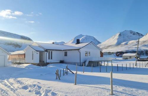 Tromvik Casa | Arctic Lodge Tromvik with jacuzzi