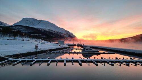 Laukeng Apartamento | Arctic Sealodge Malangen cabin 4 Sæterbergan