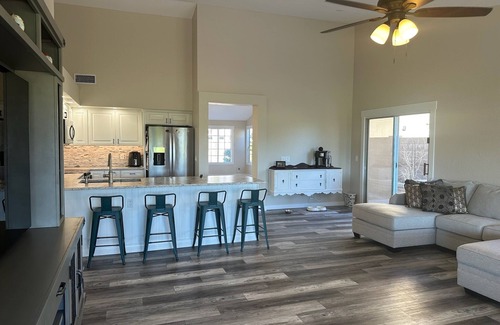 Alta Mesa Casa | Arden Haus - Remodeled 3 bedroom house in Mesa w/pool and golf course views