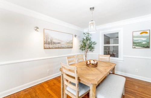 Winston - Salem Casa | Ardmore Neighborhood Gem - pet and kid friendly