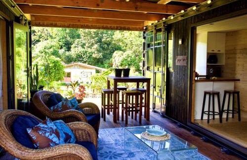 Arorangi Apartamento | 'ARE PEPE one bedroom container style unit