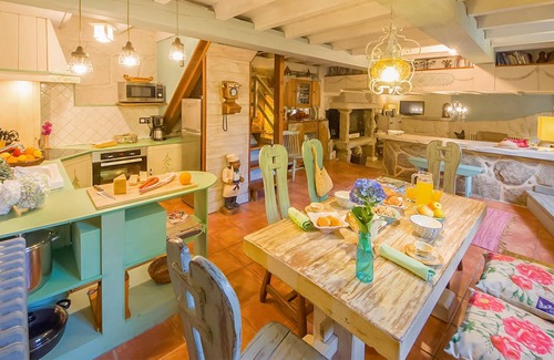 A Lama Casa | Alojamiento de 6 habitaciones en A Lama