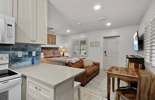Captiva Cabaña | Are you looking for a quaint fishing village in the heart of Captiva Island? - Jensen's Cottage #07