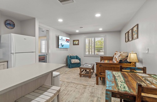 Captiva Cabaña | Are you looking for a quaint fishing village in the heart of Captiva Island? - Jensen's Cottage #15