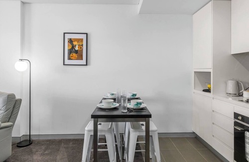 Wollongong Apartamento | Arena Beach Escape Smart Urban Stay near Stadium