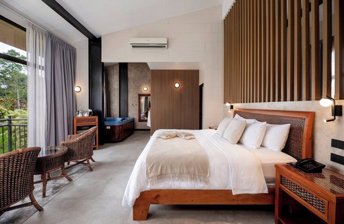 Aguas termales de Arenal Hotel | Arenal Kioro Suites & Spa
