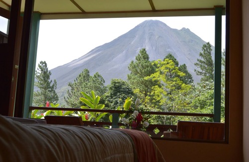 La Fortuna Cabina | Arenal Observatory Lodge & Trails