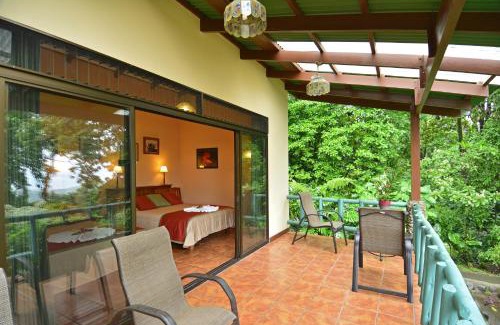 La Fortuna Cabina | Arenal Observatory Lodge & Trails