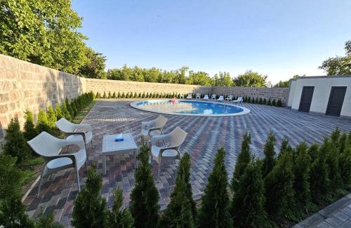 Aruch Casa | Arev Rest House