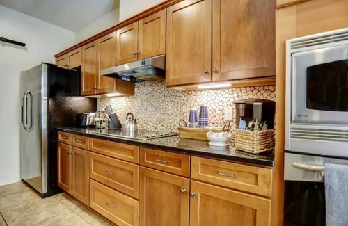 North Little Rock Casa | Argenta *No Cleaning Fee* Maple and Main