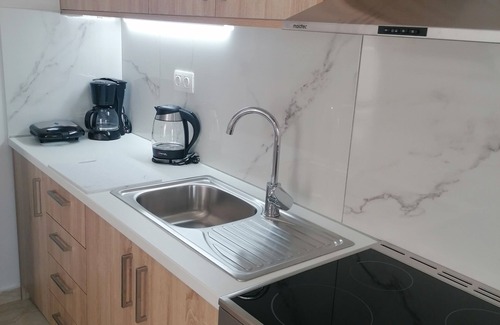 Paralia Kourna Casa | Argiri Apartments & Suites