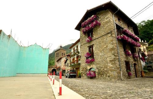 Urzainqui Casa | Argonz Etxea