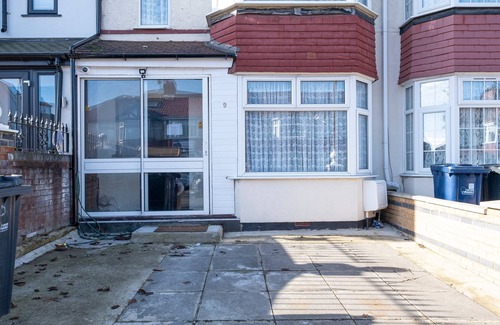 Norwood Green Apartamento | Argyll Rooms 4 Self-Contained Studio with En-Suite