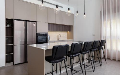 Eilat Villa | Ari Eilat - 4 bedrooms with heated pool