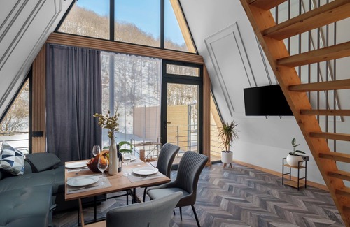 Agveran Cabina | Ari Home Aghveran