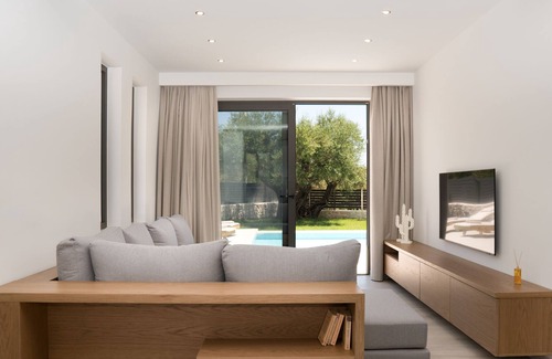 Psarou Villa | Ariadne Elegant Villa