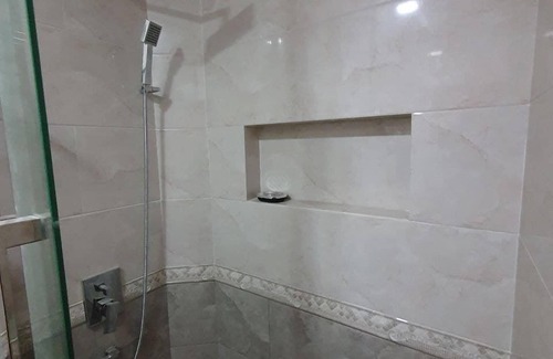 Dhangethi Casa | Arianna Dhangethi