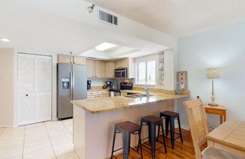Madeira Beach Apartamento | Arie Dam 301