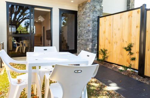 Lower Hutt Casa | Ariki Serenade House 2BR Peaceful Stay