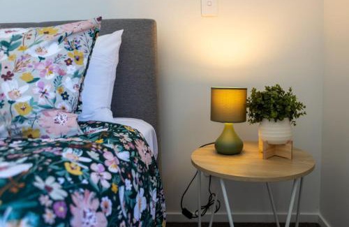 Lower Hutt Casa | Ariki Serenade House 2BR Peaceful Stay