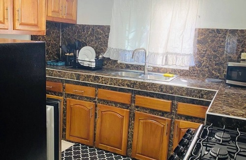 Santa Cruz Casa | Aristo Oasis, come and unwind in paradise. Santa Cruz Jamaica. 5 mins to Town