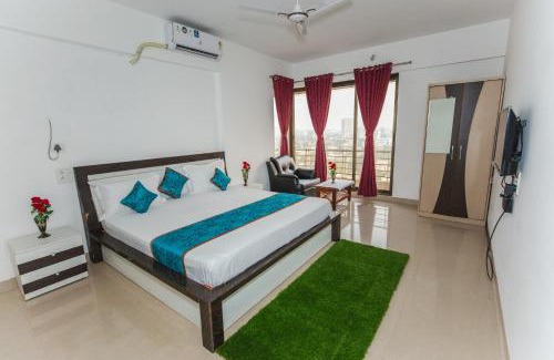 Andheri West Apartamento | Aristo Serviced Apartment near Kokilaben Dhirubai Ambani Hospital for Family Only