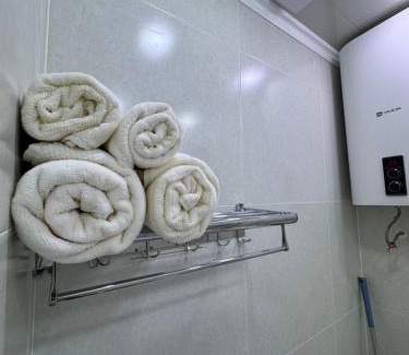 Osh Apartamento | Aristocrat Apartments