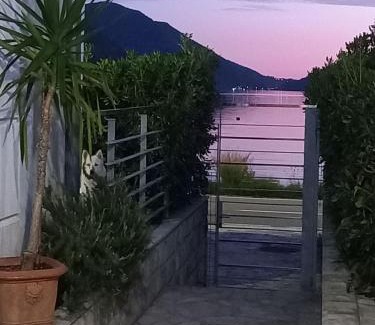 Risan Apartamento | Ariya mare apartman Risan Montenegro, na plaži