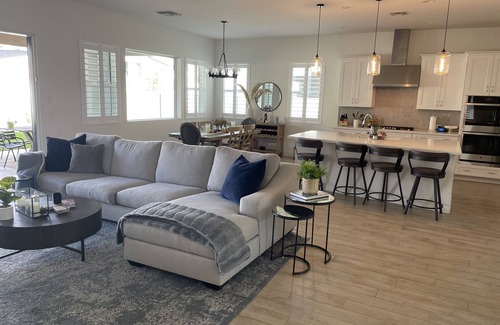 South Mountain Casa | Arizona retreat! Hiking trails, 15 mins. to Downtown. Heated community pool.