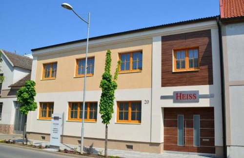 Illmitz Cama Y Desayuno | Arkadenweingut-Gästehaus Heiss