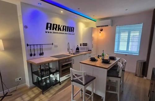 Dole Casa | ARKANA private apartment with parking in quiet Dole.