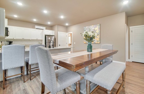 Farmington Casa | Arkansas Guest Suite w/ Deck: Near Fayetteville!