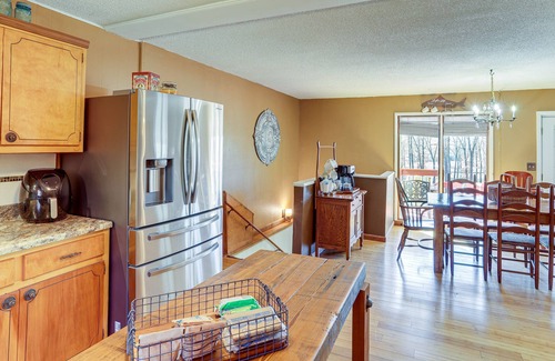 Horseshoe Bend Casa | Arkansas Lake House w/ Private Dock!