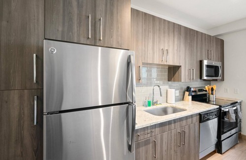 Central Arlington Apartamento | Arlington Designer Studio Apartment