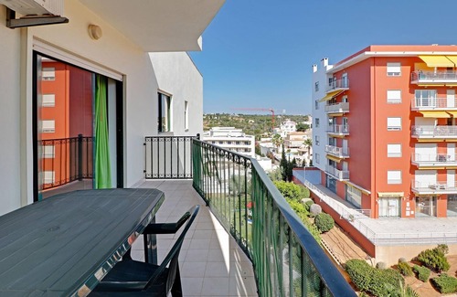 Armacao de Pera Apartamento | Arma O DE P RA Central