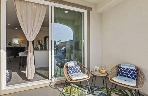 Terra Lago Casa | Armonia 55- Dream Villa Lago Premier Views 4BR Pool Games Pets