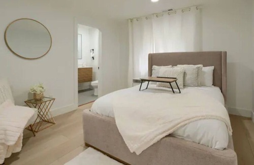 Northeast Columbus Casa | Armuth: Modern 4BR 3B by Airport