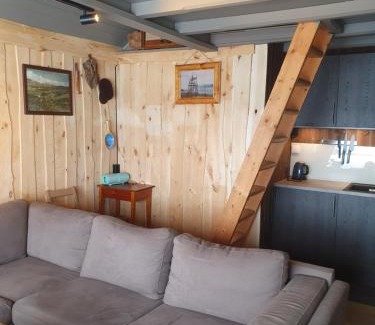 Knapplund Cabina | Arnebu