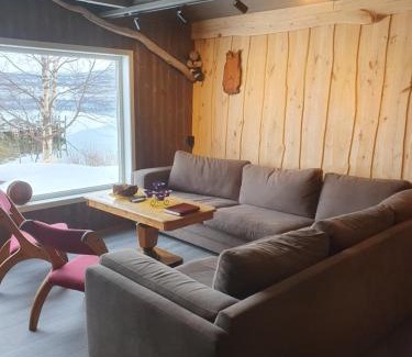 Knapplund Cabina | Arnebu